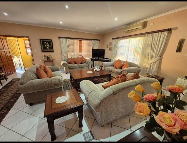3 BEDROOM TOWNHOUSE FOR SALE IN UVONGO
